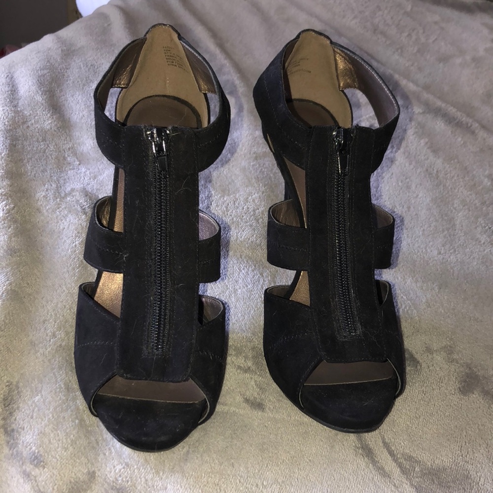 Black heels
